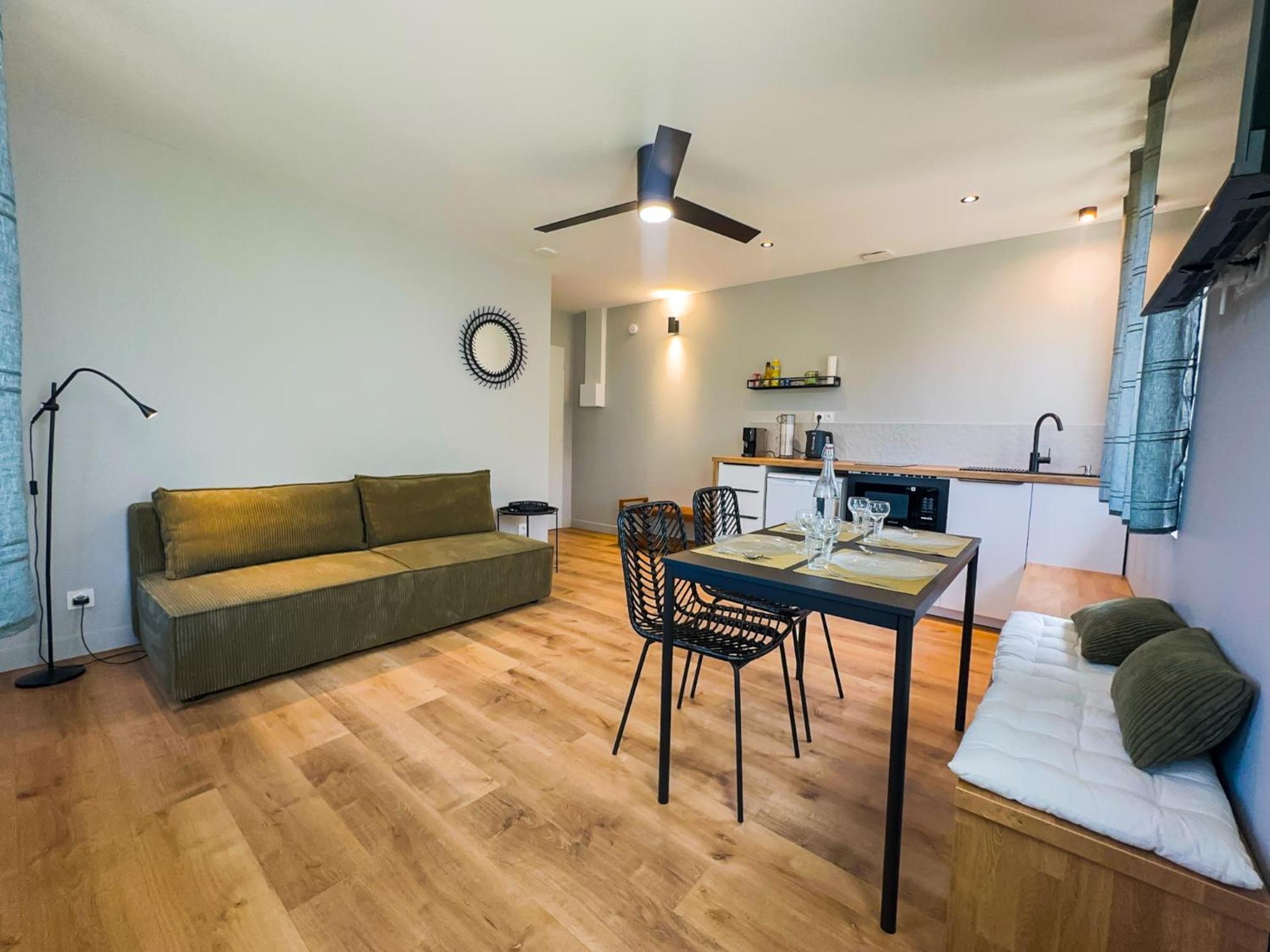 Serenity Suite Vénissieux Dış mekan fotoğraf